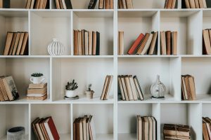 Bookshelf organisation tips