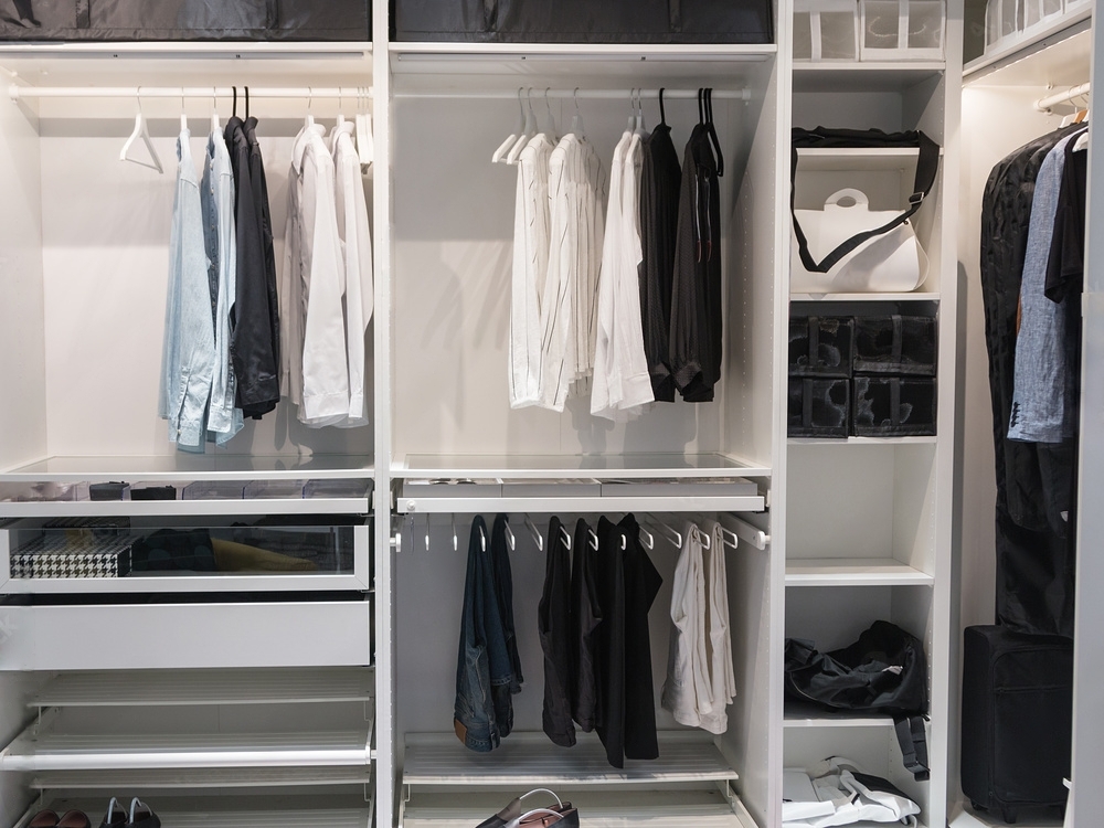 Closet organized. Capsule wardrobe